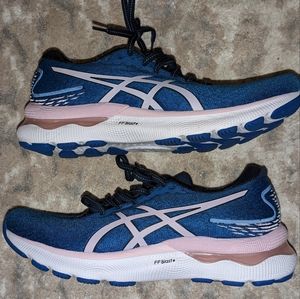 Asics Gel Nimbus Brand New